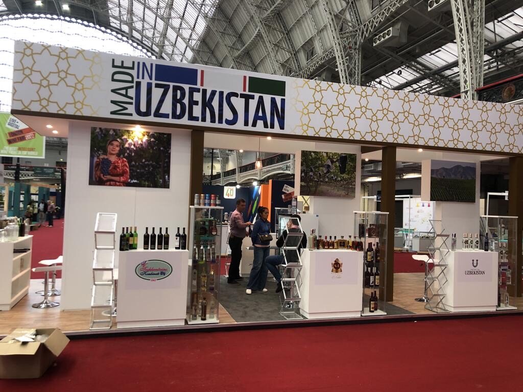 Dikey Design exhibition stand project view 66