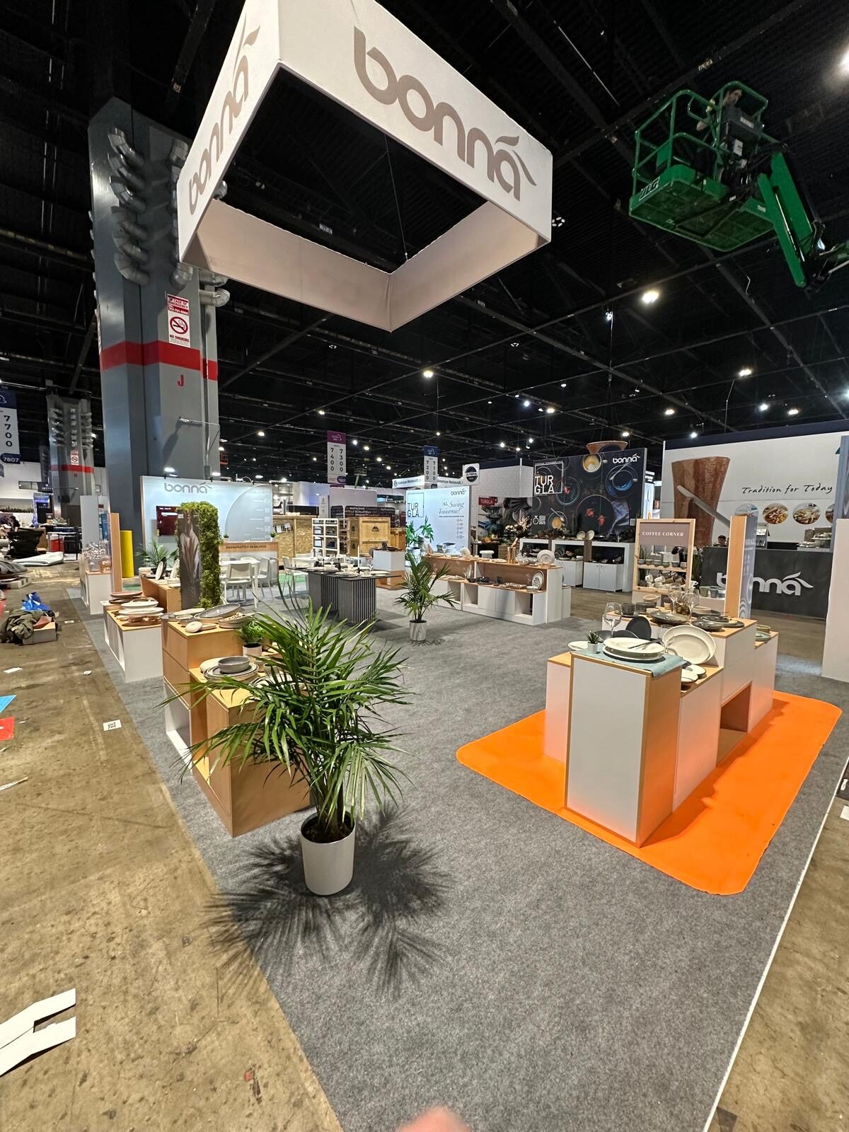 Dikey Design exhibition stand project view 75