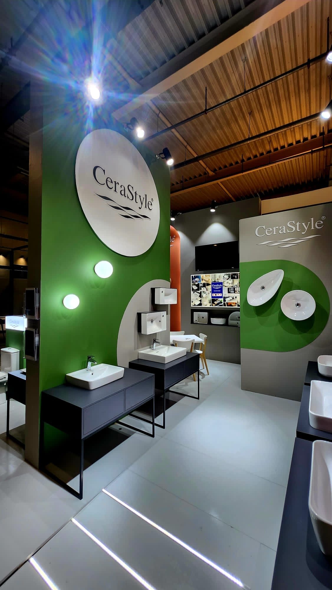 Dikey Design exhibition stand project view 36