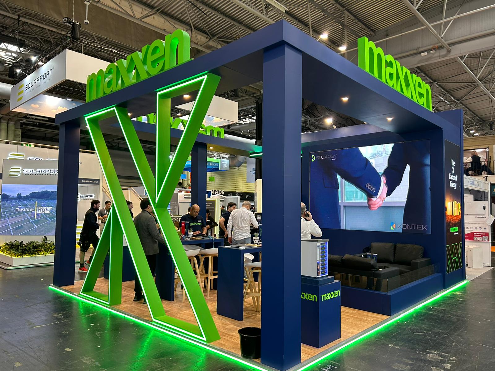 Dikey Design exhibition stand project view 19