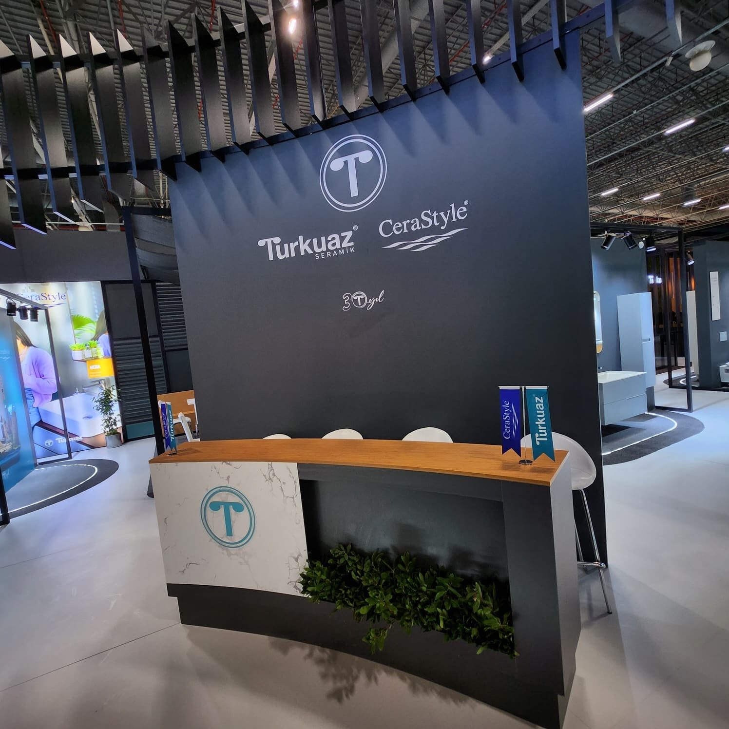 Dikey Design exhibition stand project view 42