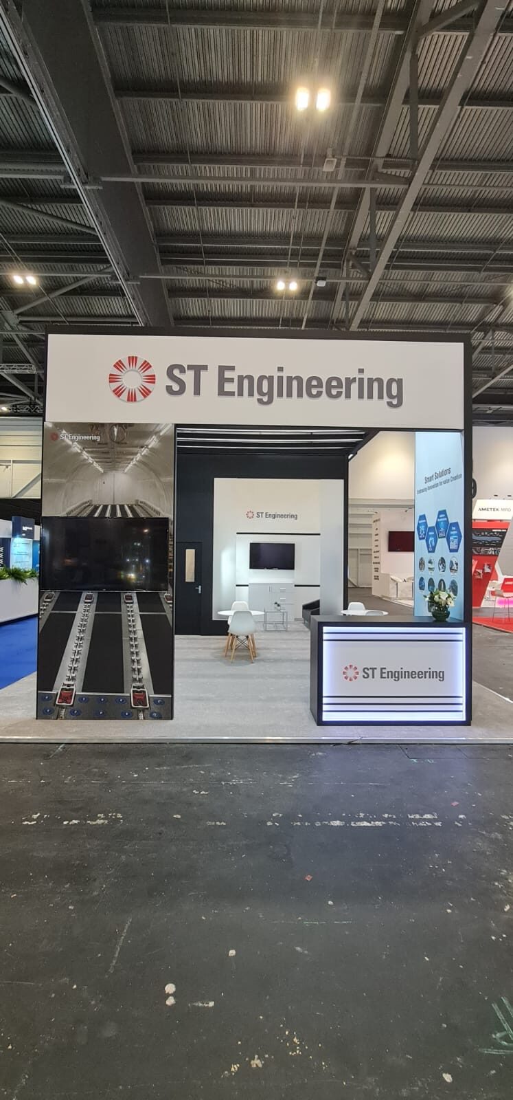 Dikey Design exhibition stand project view 80