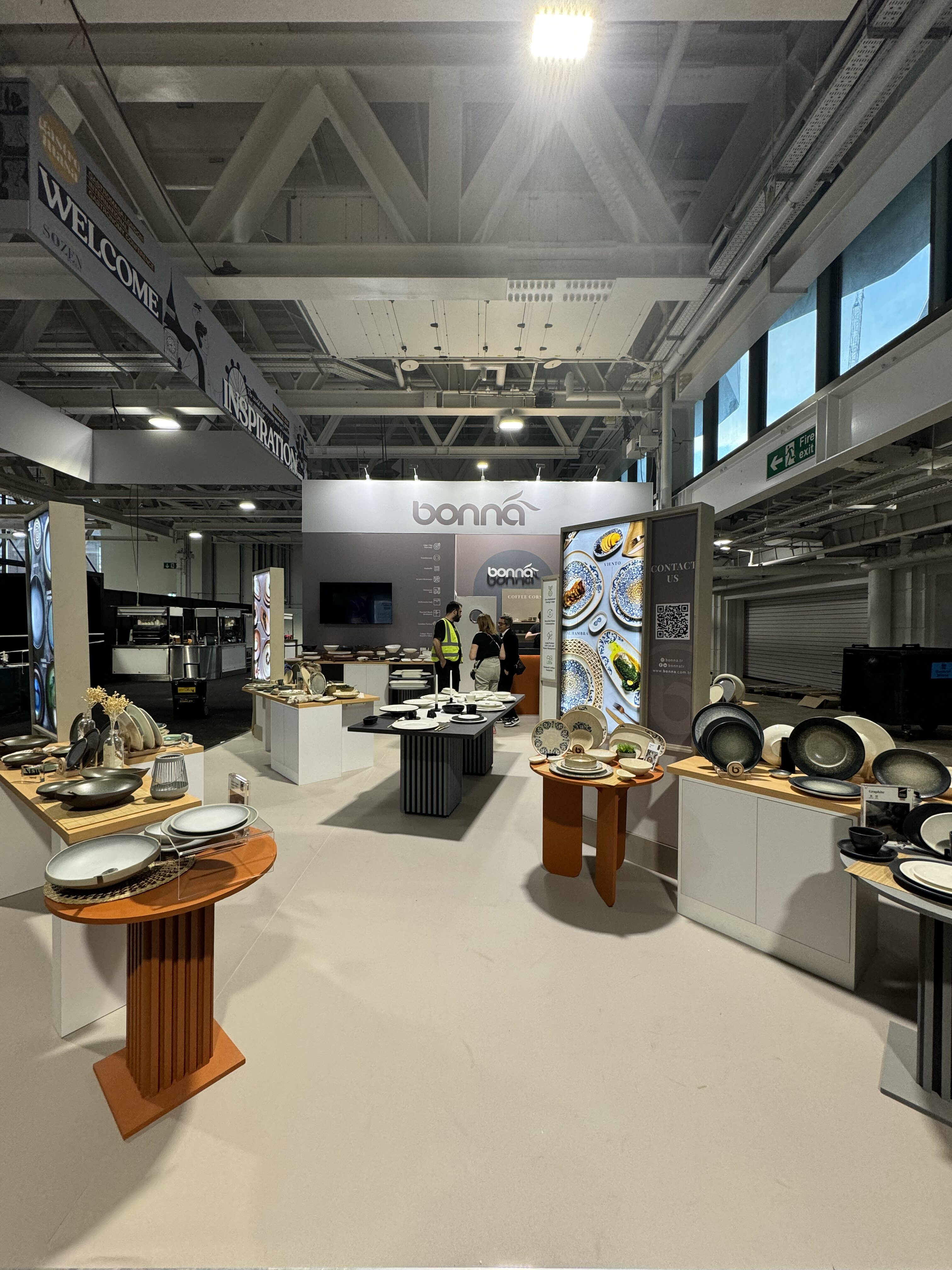 Dikey Design exhibition stand project view 143