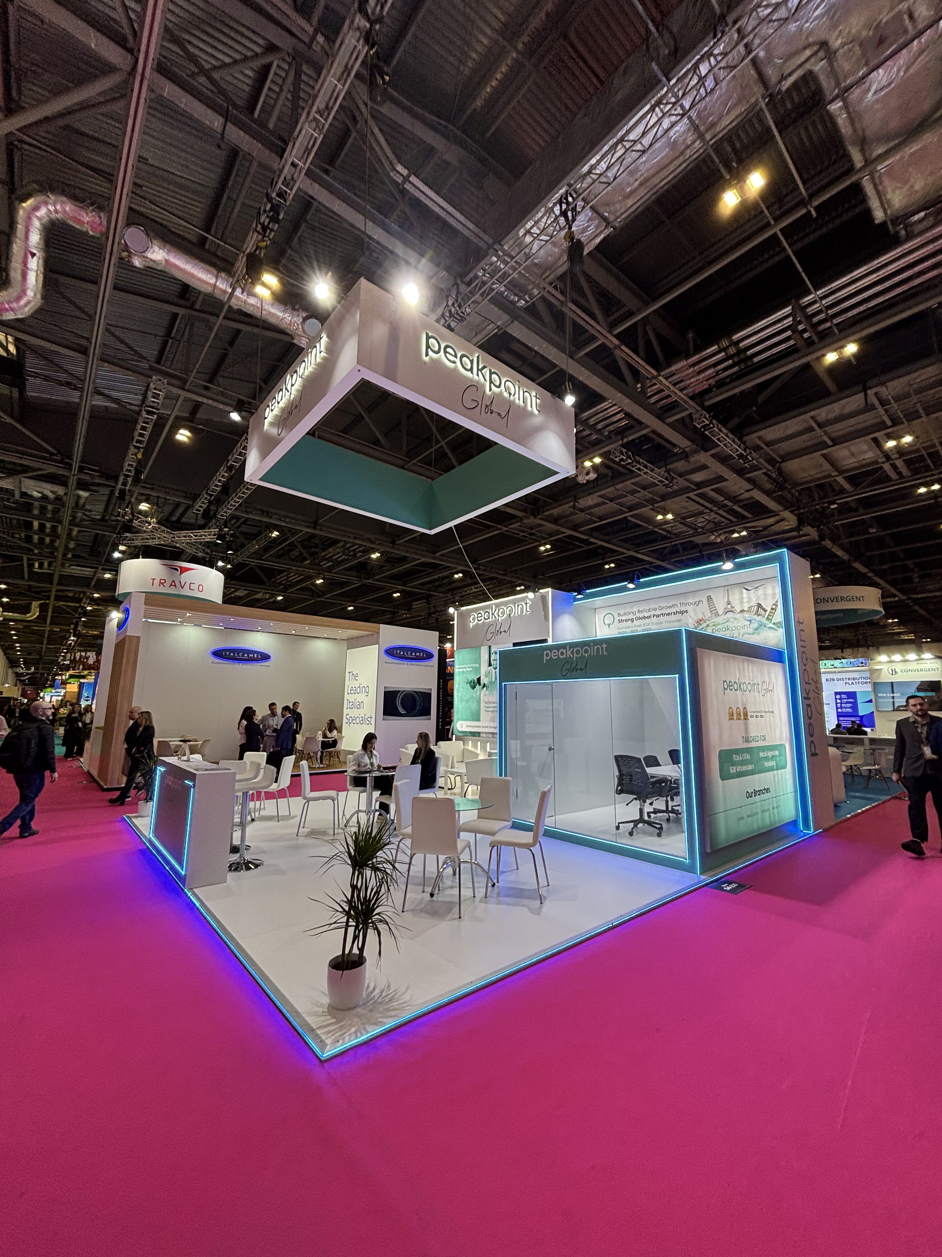 Dikey Design exhibition stand project view 156